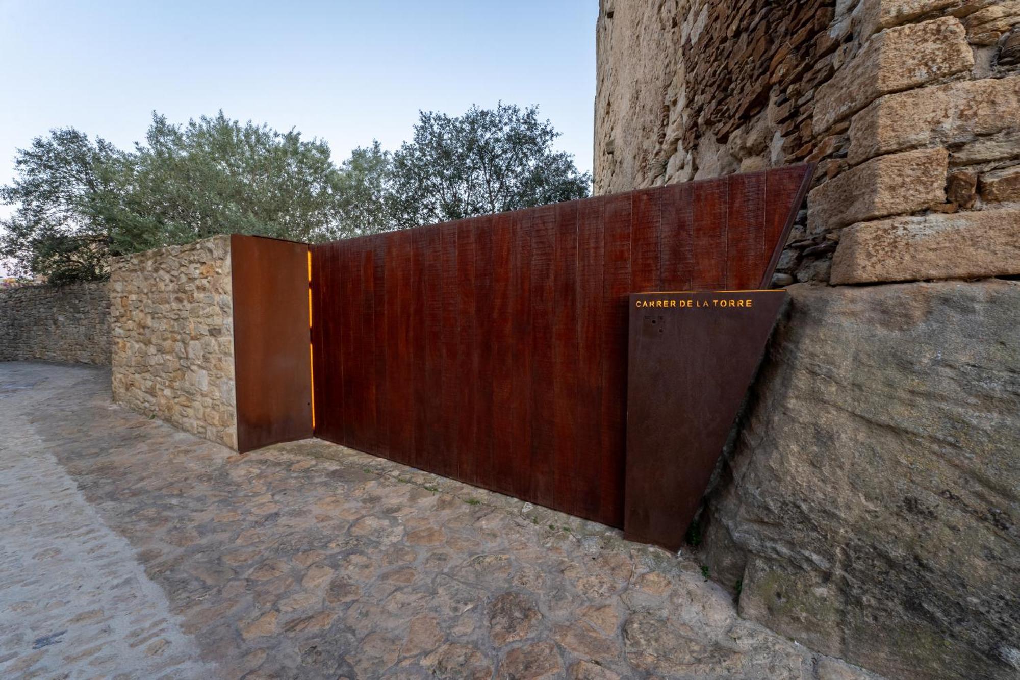 Deco - Casa Castell De Peratallada Exterior foto